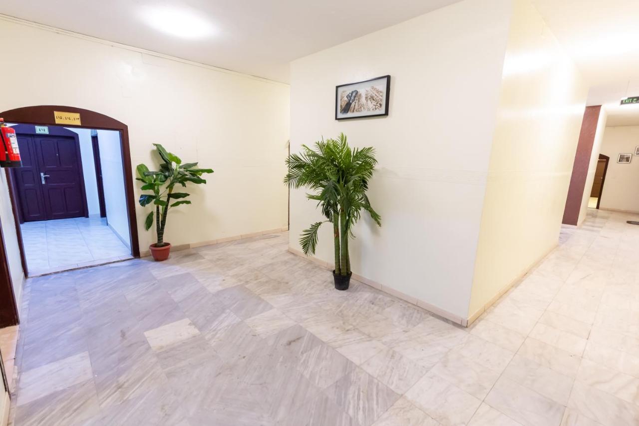 العييري للوحدات السكنية المفروشة الباحة 2 Al Bahah Exterior photo