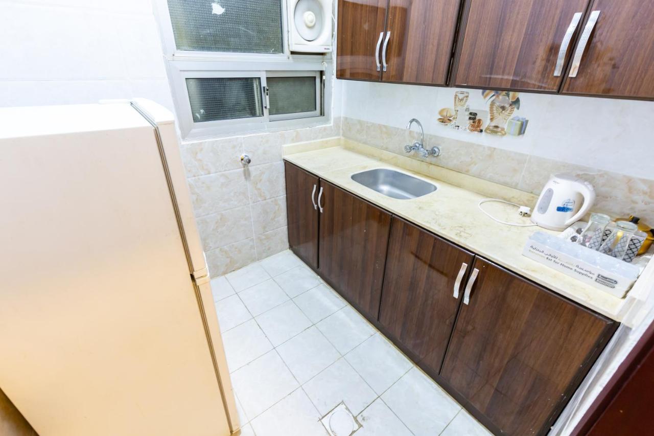 العييري للوحدات السكنية المفروشة الباحة 2 Al Bahah Exterior photo