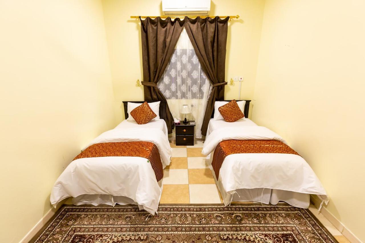 العييري للوحدات السكنية المفروشة الباحة 2 Al Bahah Exterior photo